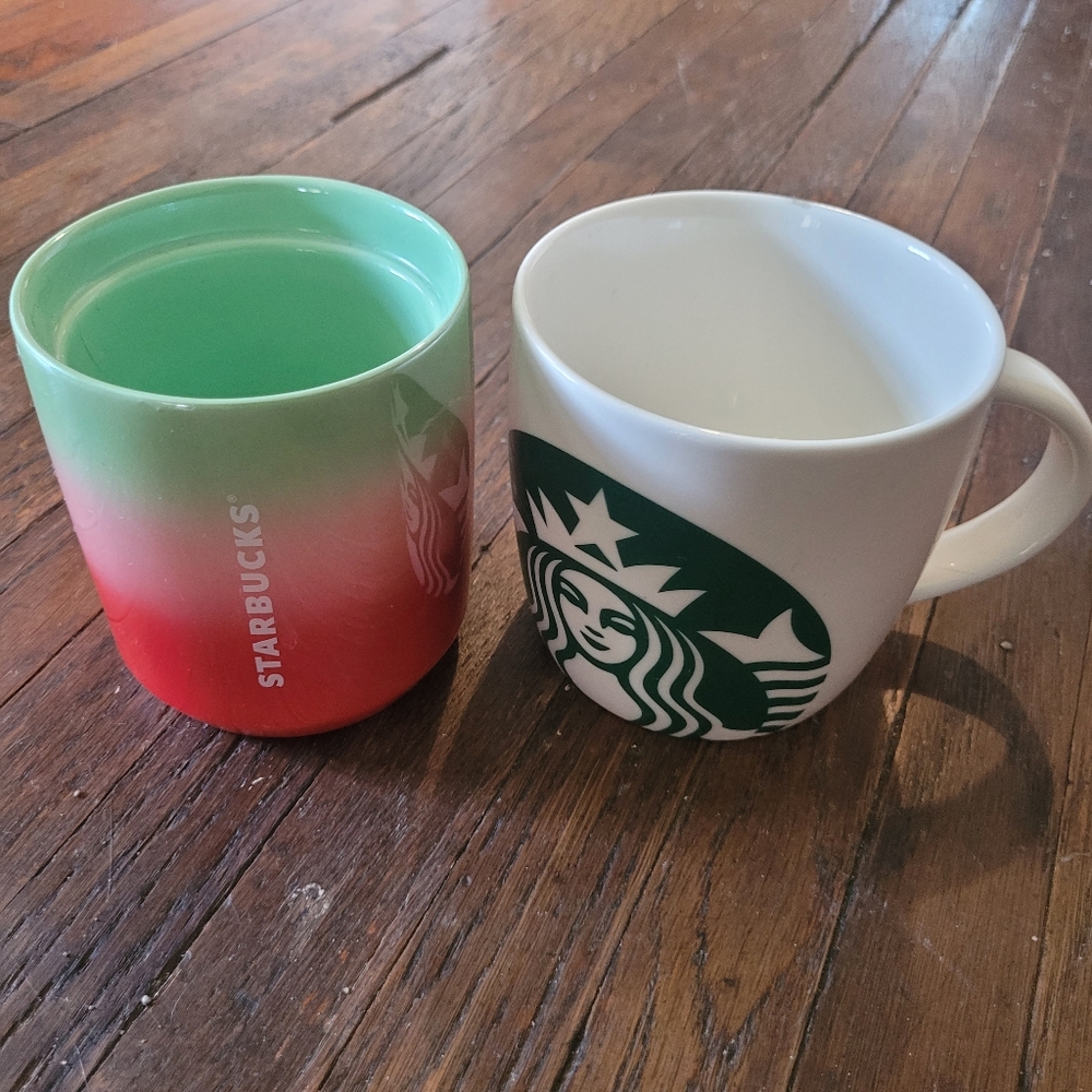 2 Starbucks Mugs Holiday 8 FL oz Pearl Red Green Ombre Ceramic White and Green